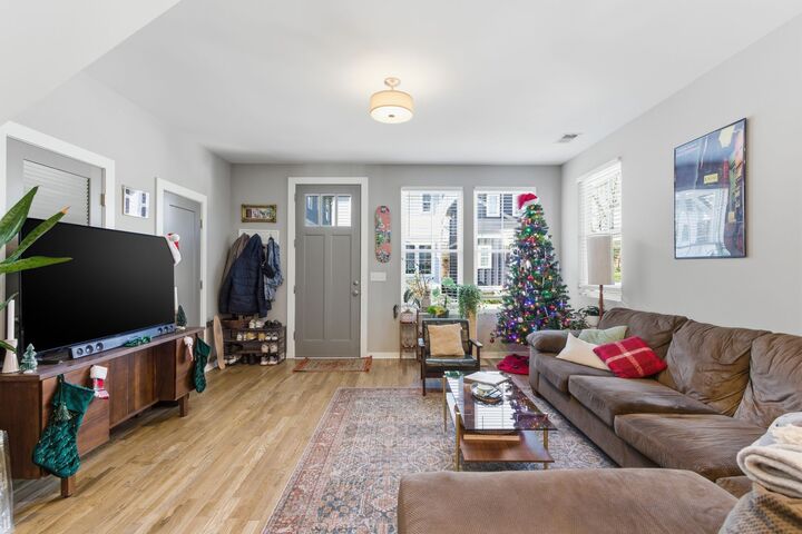 Property Photo:  2120 Herman St 6  TN 37208 