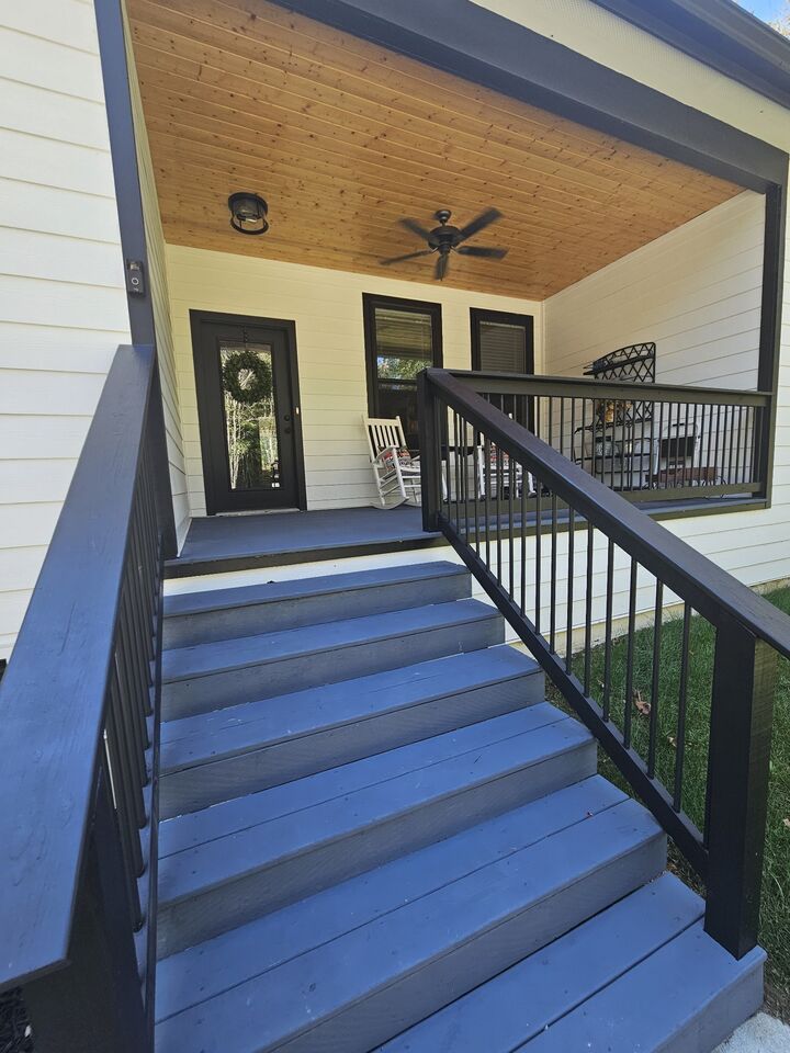 Property Photo: 425 Buck Graves Rd TN 37186