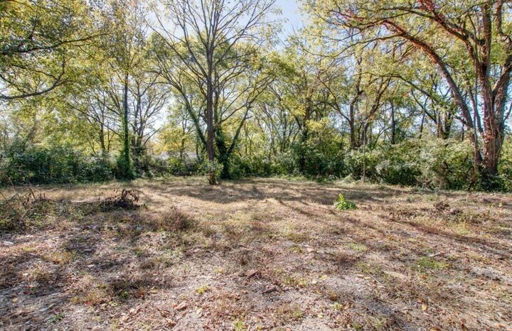 Property Photo:  220 Harris St  TN 37115 