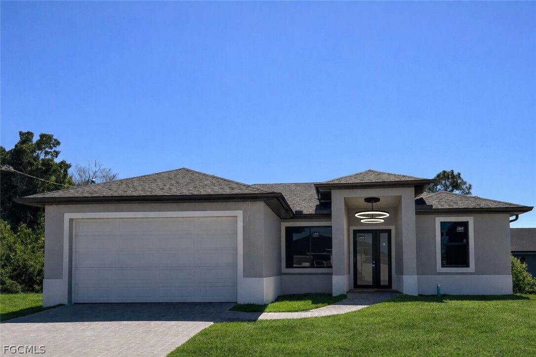 Property Photo: 3903 11th Street SW FL 33976