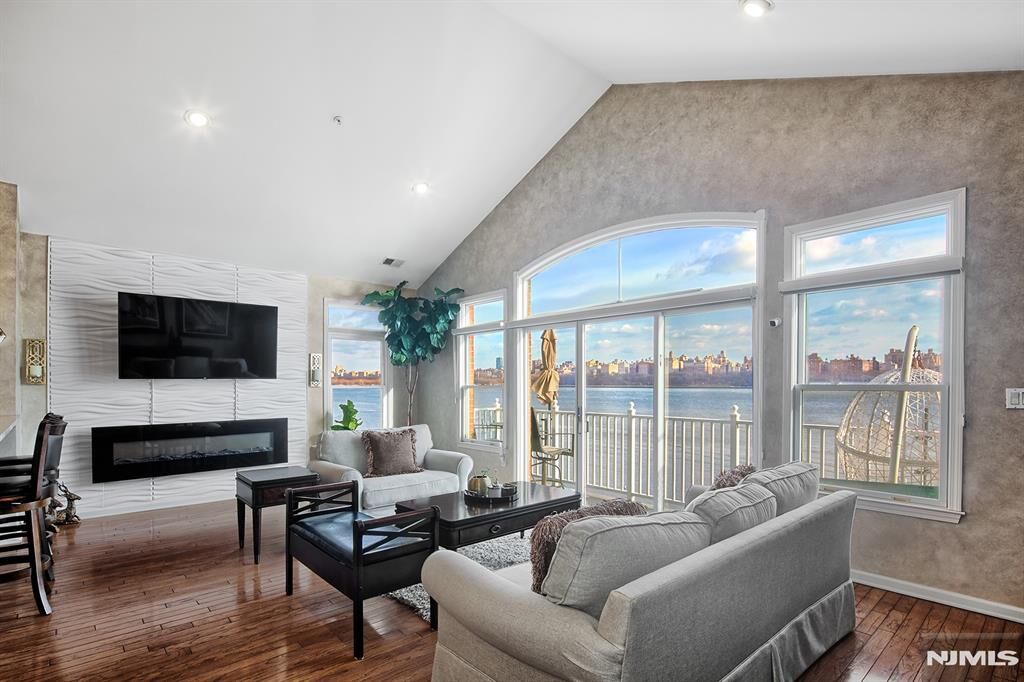 Property Photo:  48 Lydia Drive  NJ 07093 