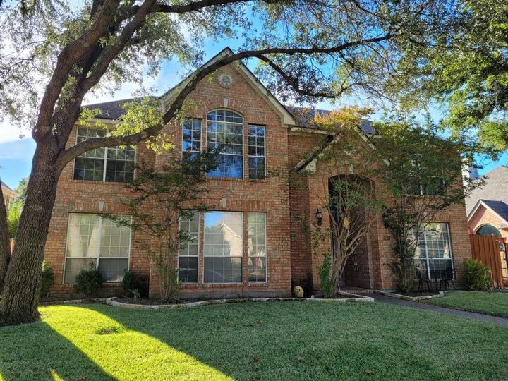 Property Photo: 2600 Beechcraft Street TX 75025