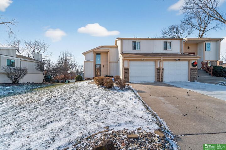 Property Photo: 4020 N 104 Plaza NE 68134