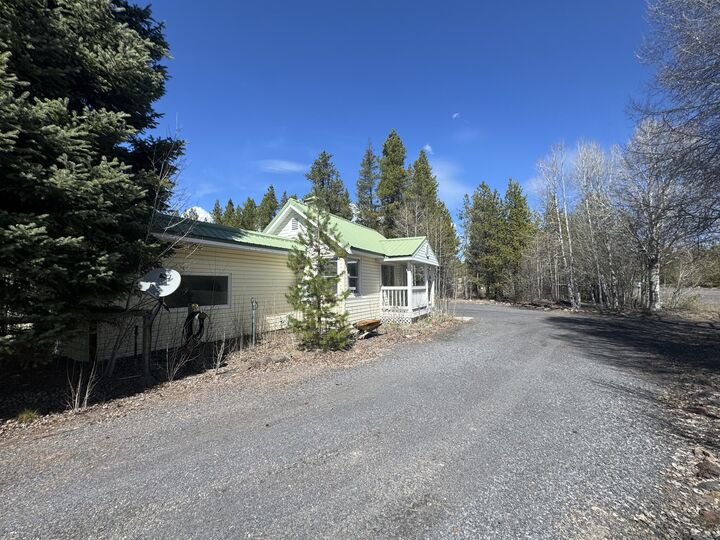 Property Photo:  135744 Highway 97  OR 97733 