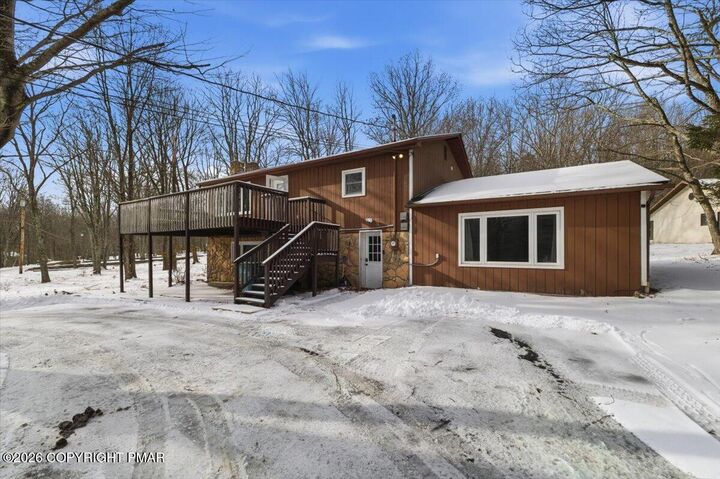 Property Photo:  3529 Winding Way  PA 18058 