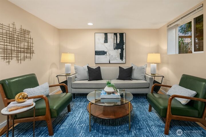 Property Photo:  921 N 85th Street  WA 98103 