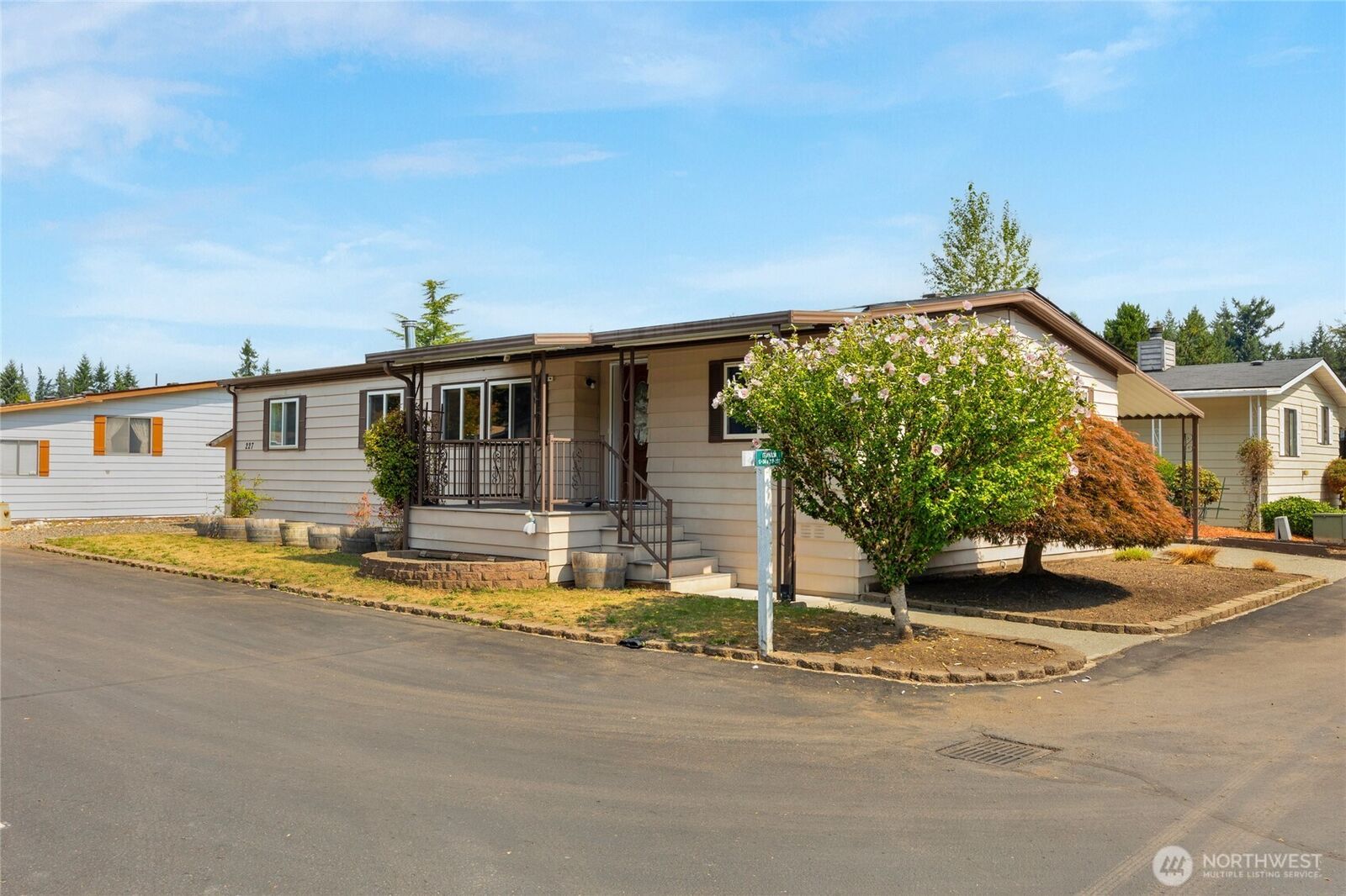 Property Photo:  620  112th Street SE 227  WA 98208 