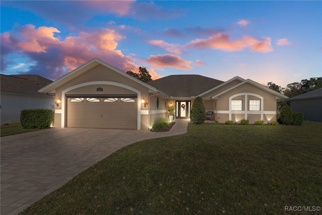Property Photo: 3955 E Arbor Lakes Drive FL 34442