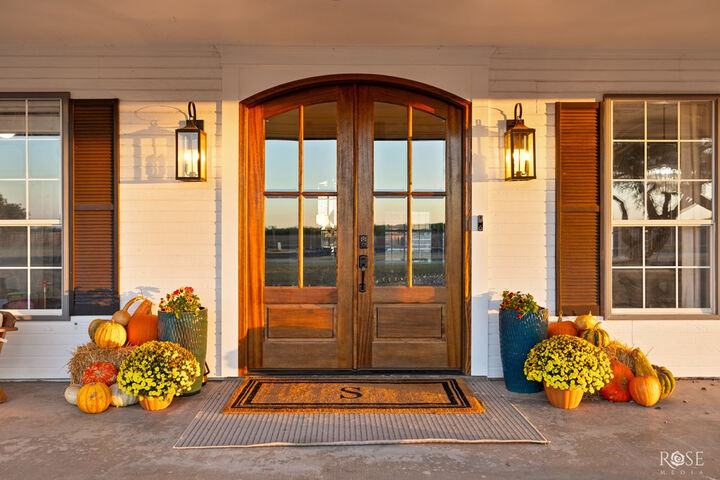 Property Photo:  1531 Ray Street  TX 76904 