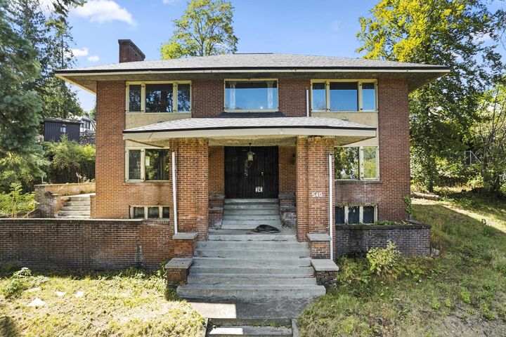 Property Photo:  540 E Rockwood Blvd  WA 99202 