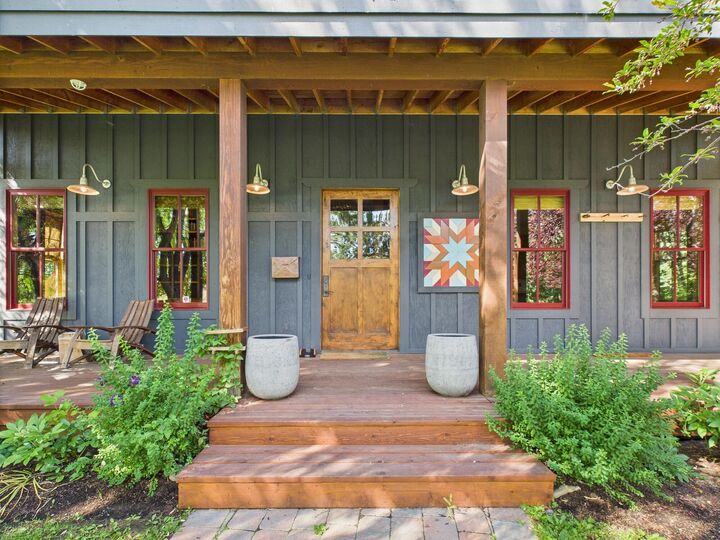 Property Photo:  95 Freedom Loop  ID 83313 