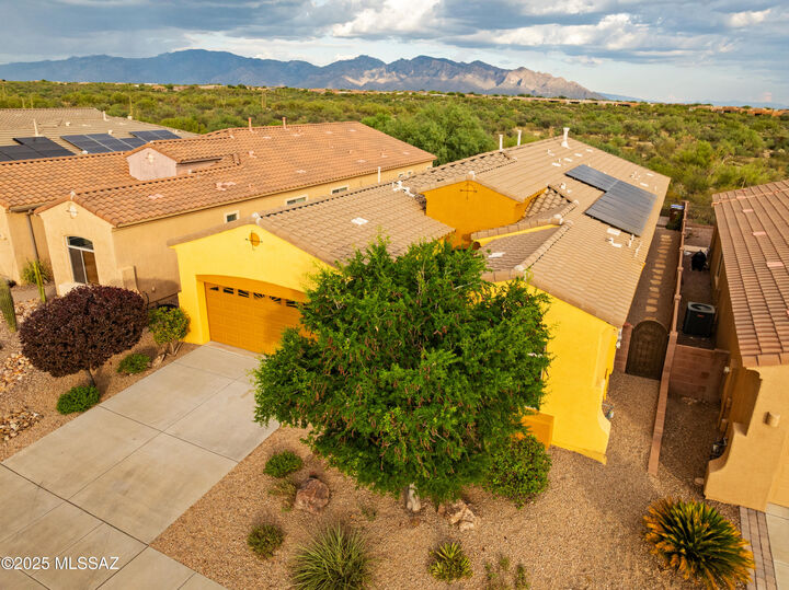 Property Photo:  12736 N Gentle Rain Drive  AZ 85658 