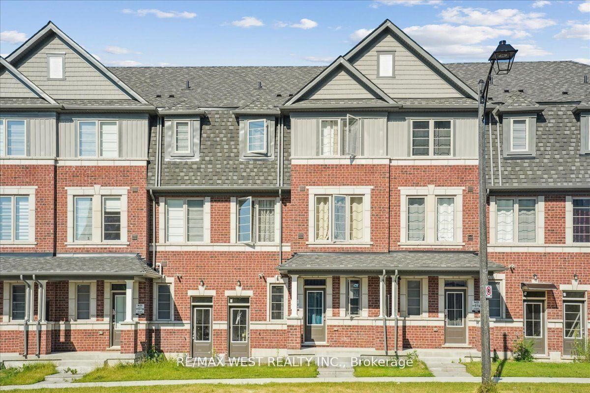 Property Photo: 115 Air Dancer Crescent ON L1L 0V3