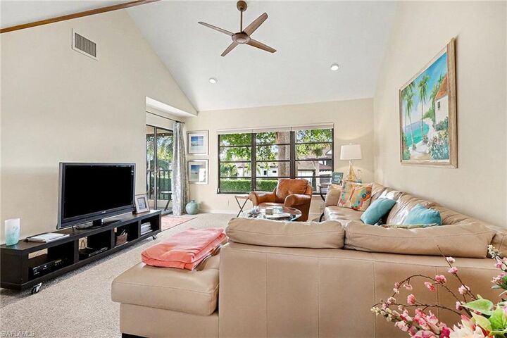 Property Photo:  4092 Belair Ln 15  FL 34103 