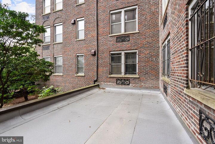 Property Photo:  4000 Cathedral Avenue NW 6B  DC 20016 