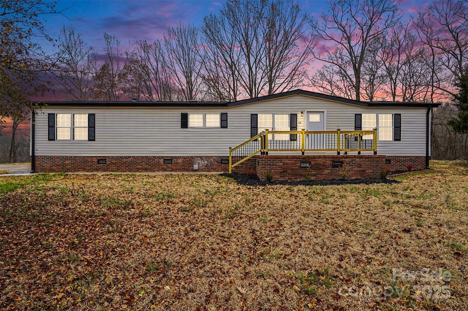 Property Photo:  115 Lakeview Lane  NC 28023 