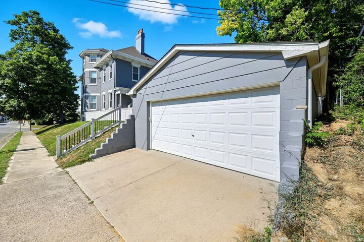 Property Photo:  4402 Lafayette Avenue  OH 45212 