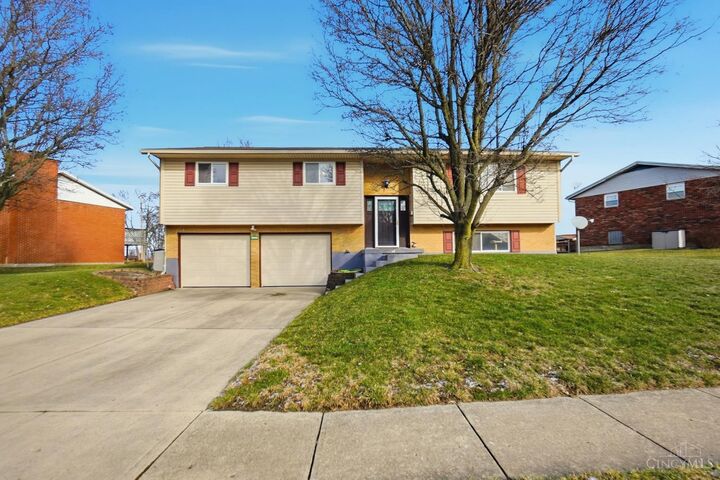 Property Photo:  1301 Nettie Drive  OH 45342 