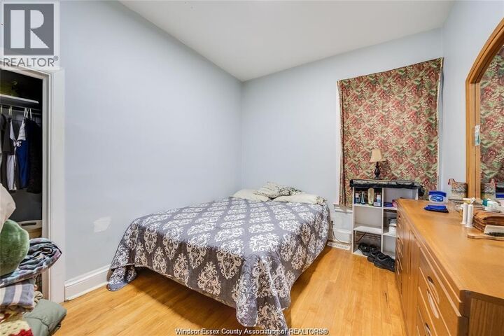 Property Photo:  792 Pierre Avenue Main  ON N9A 2K5 