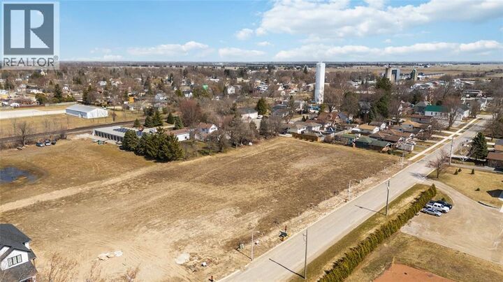 Property Photo:  575 Plympton Street  ON N0N 1T0 