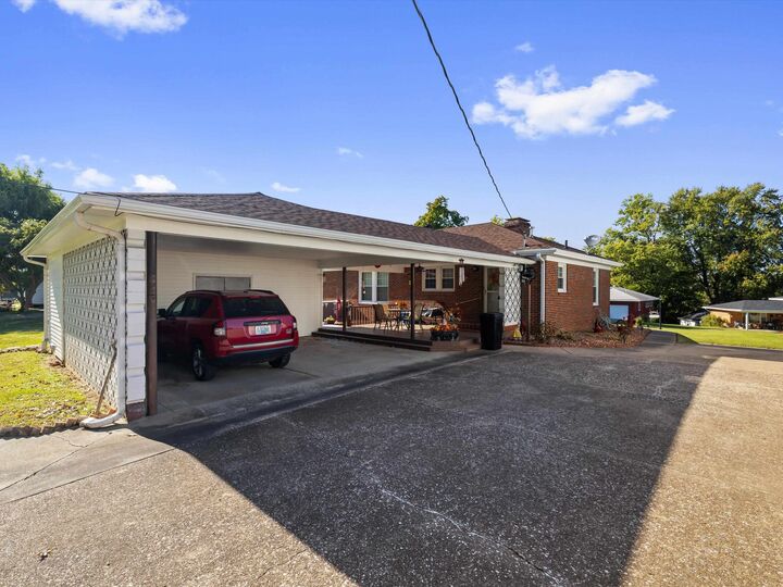 Property Photo:  3820 Hillcrest Dr.  KY 42303 