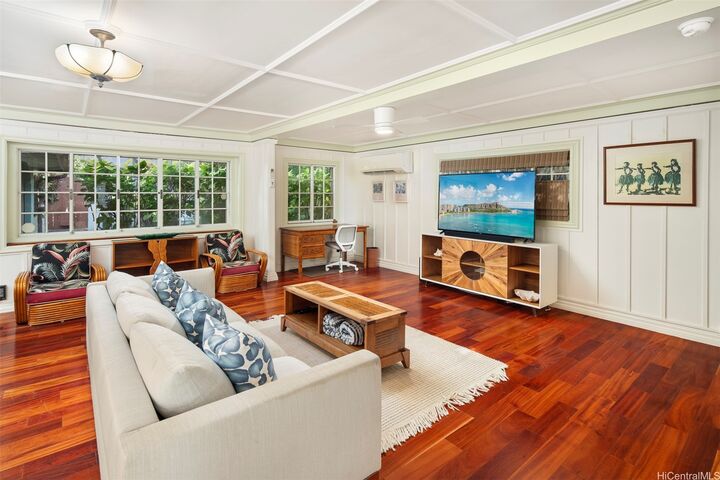 Property Photo:  3043 Diamond Head Road  HI 96815 