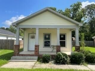 Property Photo: 1216 Pecan Street AL 36603