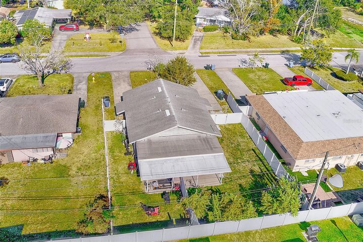 Property Photo:  969 2nd Avenue NE  FL 33770 