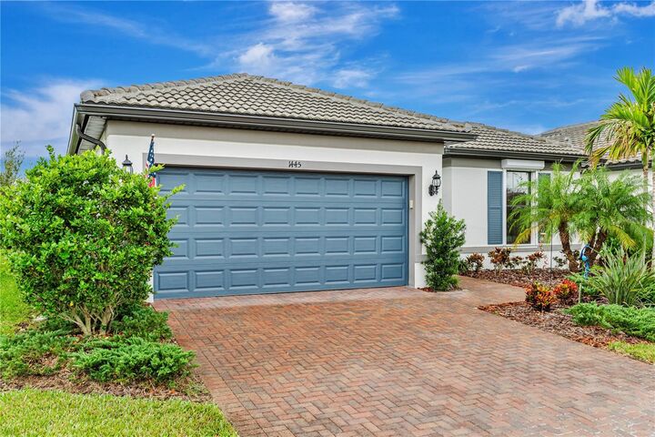 Property Photo: 1445 Hyssop Loop FL 34289