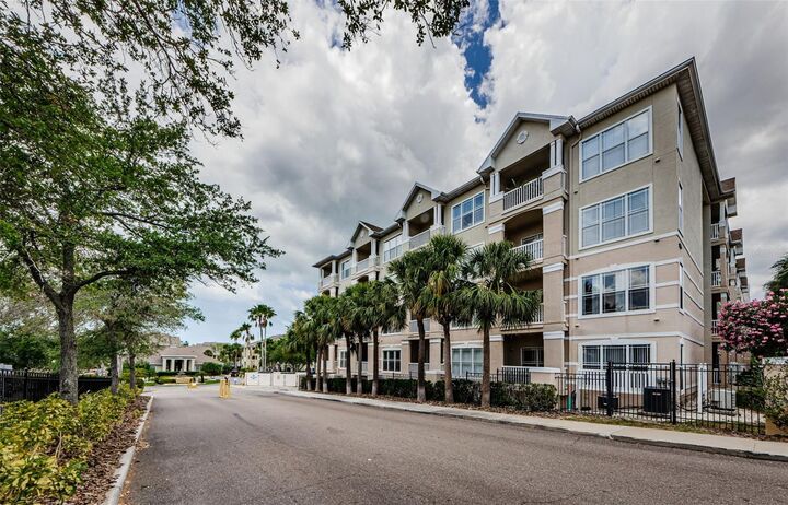 Property Photo: 1216 S Missouri Avenue 108 FL 33756