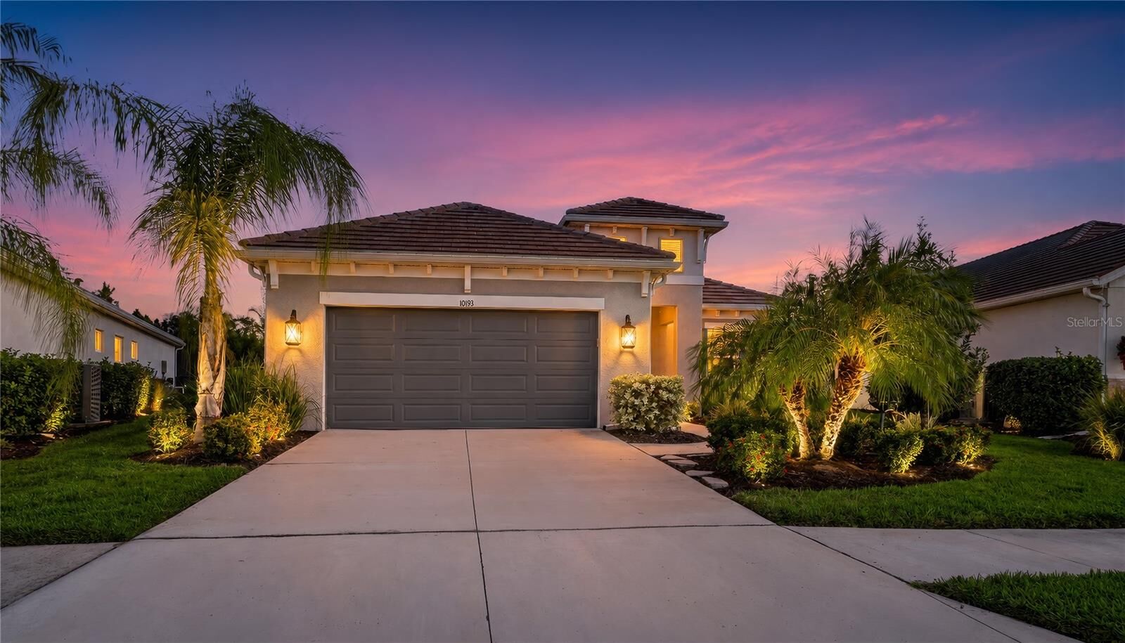Property Photo: 10193 Canaveral Circle FL 34241