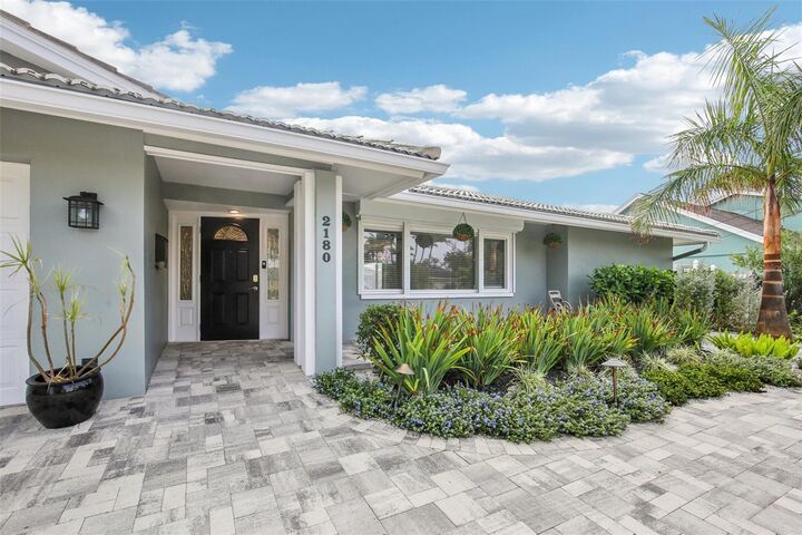 Property Photo: 2180 Dolphin Boulevard S FL 33707