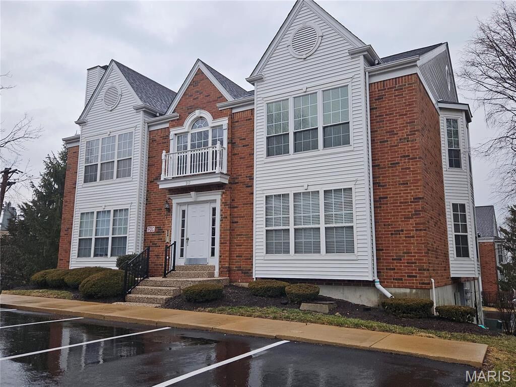 Property Photo:  317 Clayton Crossing Place C  MO 63011 