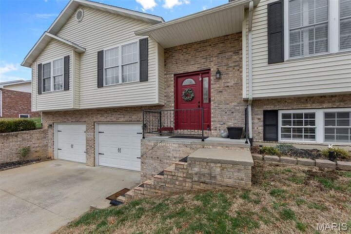 Property Photo:  2650 Old Cape Road  MO 63755 