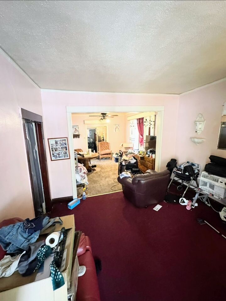 Property Photo:  6427 S Winchester Avenue  IL 60636 