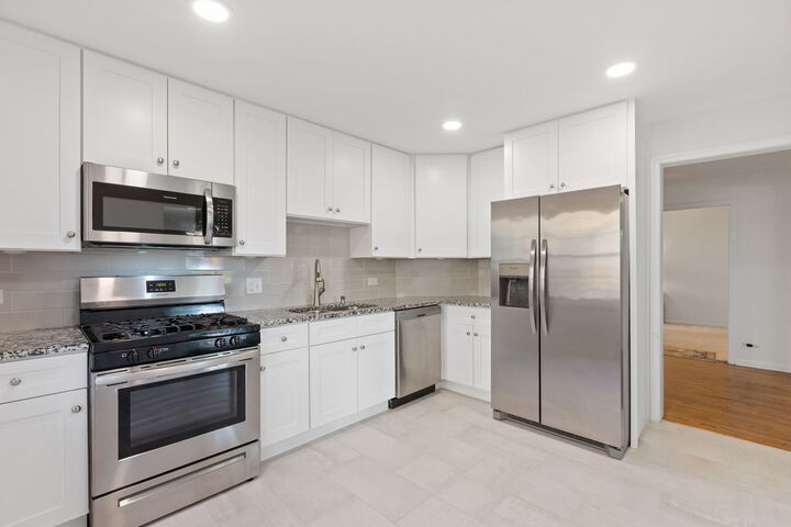 Property Photo:  1441 Aberdeen Court -  IL 60564 