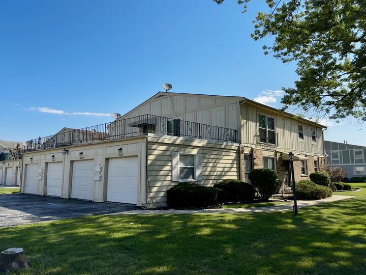 Property Photo:  19361 Oak Avenue 19361  IL 60478 