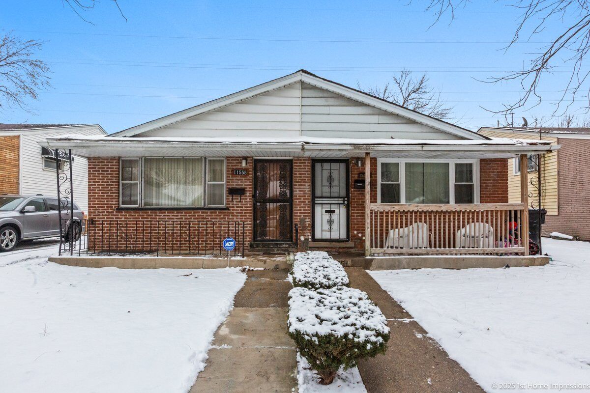 Property Photo:  11555 S Peoria Street A  IL 60643 