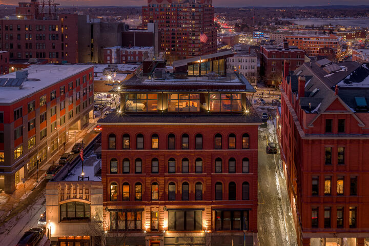 Property Photo:  547 Congress Street Ph6  ME 04101 