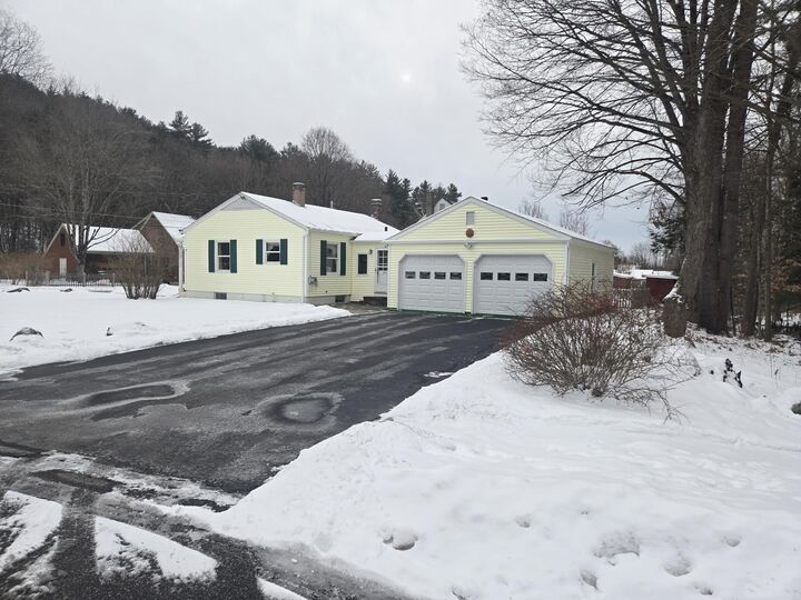 Property Photo:  100 Woodland Avenue  NH 03431 