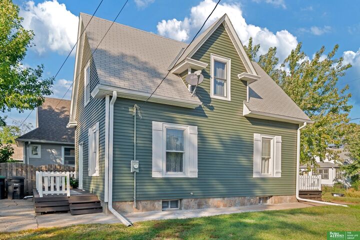 Property Photo:  3704 N 19th Street  NE 68110 