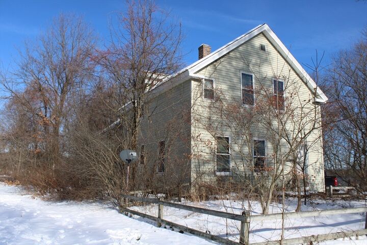 Property Photo: 50 W Myrtle St MA 01364