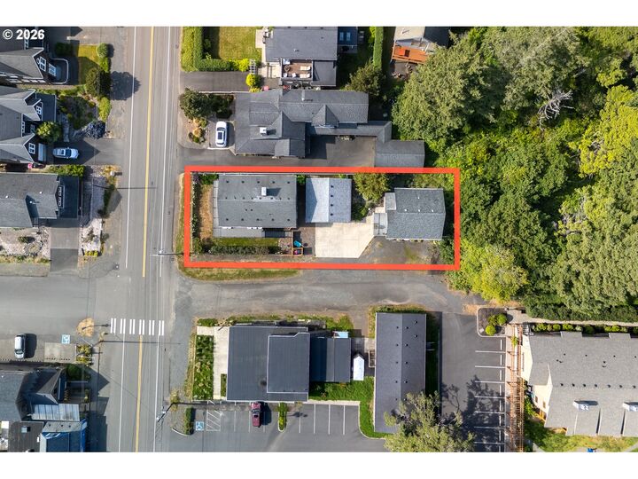 Property Photo: 3087 S Hemlock St OR 97110