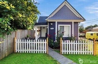 Property Photo: 1916 Martin Luther King Jr Way WA 98405