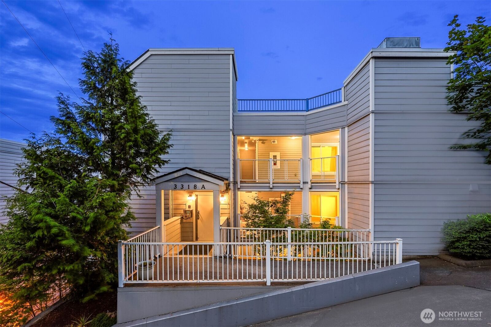 Property Photo: 3318 30th Avenue SW A502 WA 98126