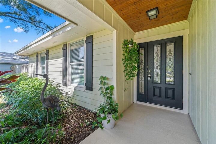 Property Photo:  500 10th Street  FL 32962 