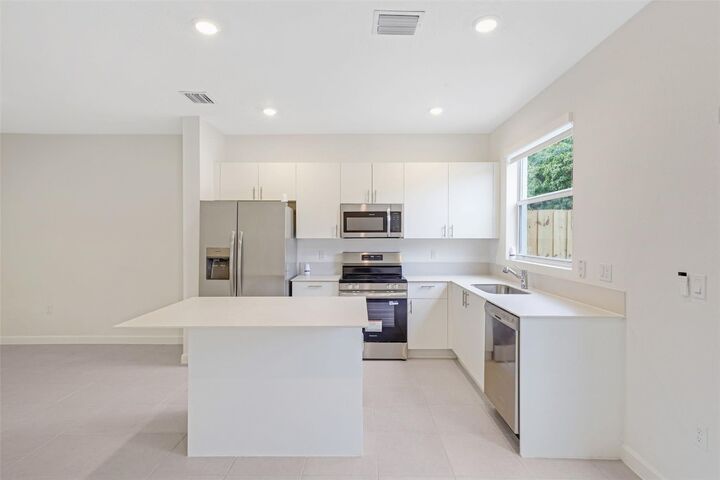 Property Photo:  17845 SW 356th Terrace  FL 33034 