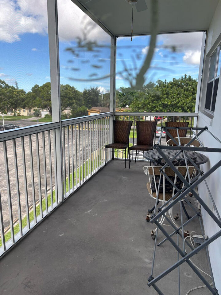 Property Photo:  4751 NW 21st Street 318  FL 33313 