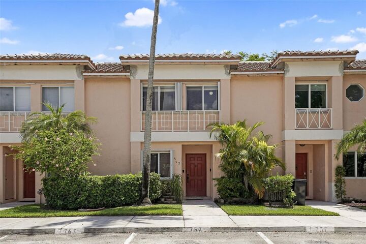 Property Photo: 757 NW 208th Drive FL 33029