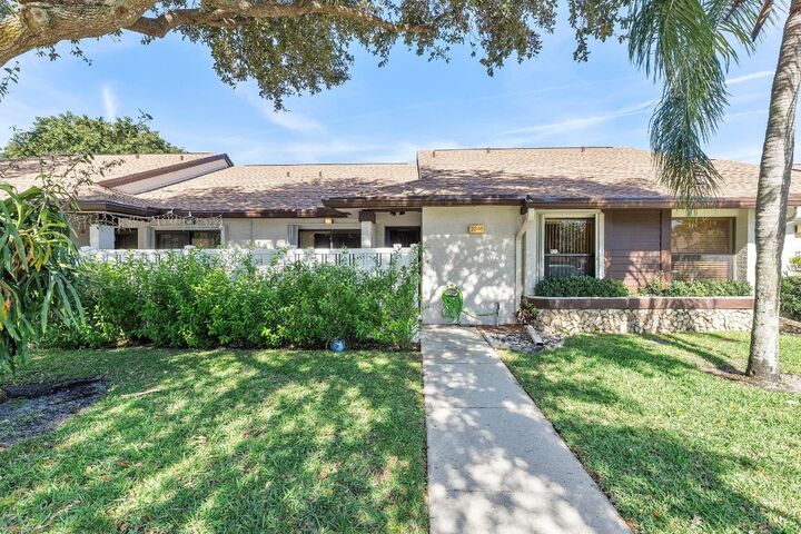 Property Photo: 3346 Carambola Circle 2507 FL 33066